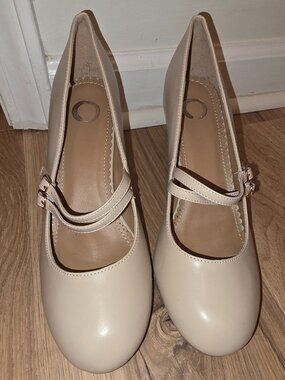 Journee Collection Nude Double Strap Mary Jane Pumps Size 10 Block Heel